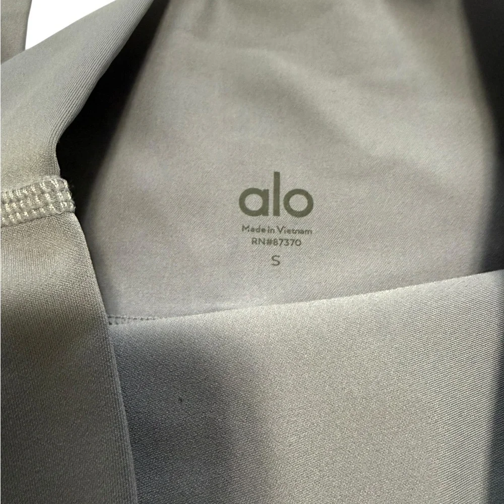 Alo High-Waisted Leggings size small